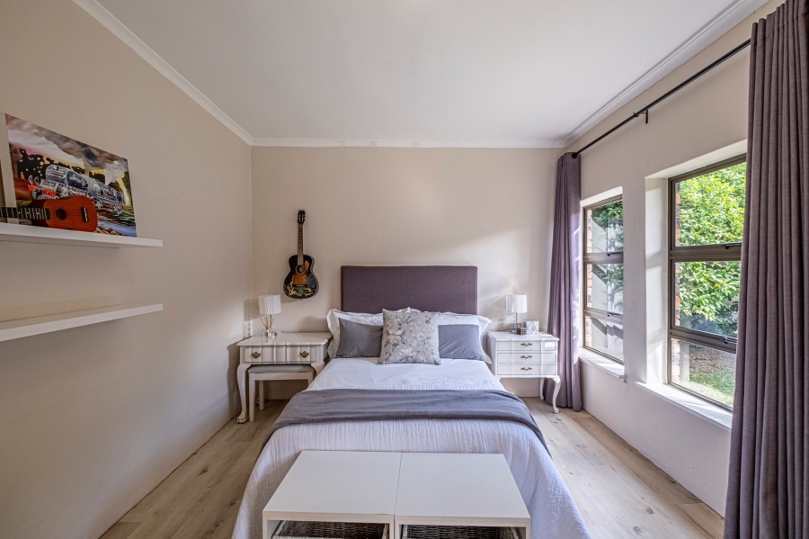5 Bedroom Property for Sale in Summerstrand Eastern Cape